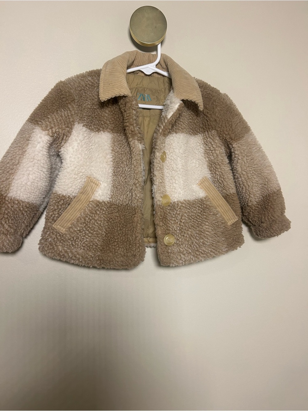 Zara Kids Two-Tone Sherpa Puffer Jacket in Beige & Cream